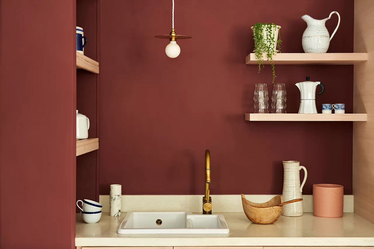 Lady Bug - Lifestyle