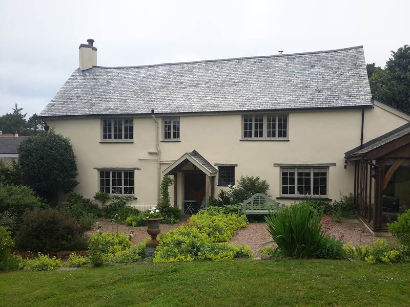 House painted in Silicate Masonry Paint.|Earthborn Silicate Range.