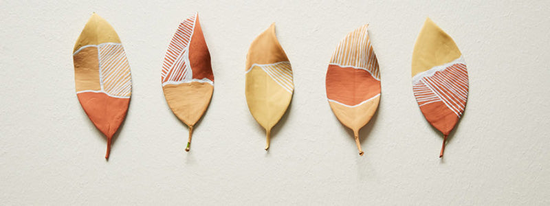 Painted leaves.|Painted patterned leaves.