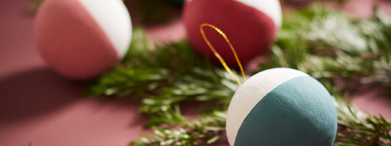 Earthborn's sustainable Christmas tips|Sustainable Christmas - trees|Sustainable Christmas - biscuits|Sustainable Christmas - baubles|Sustainable Christmas - sprouts
