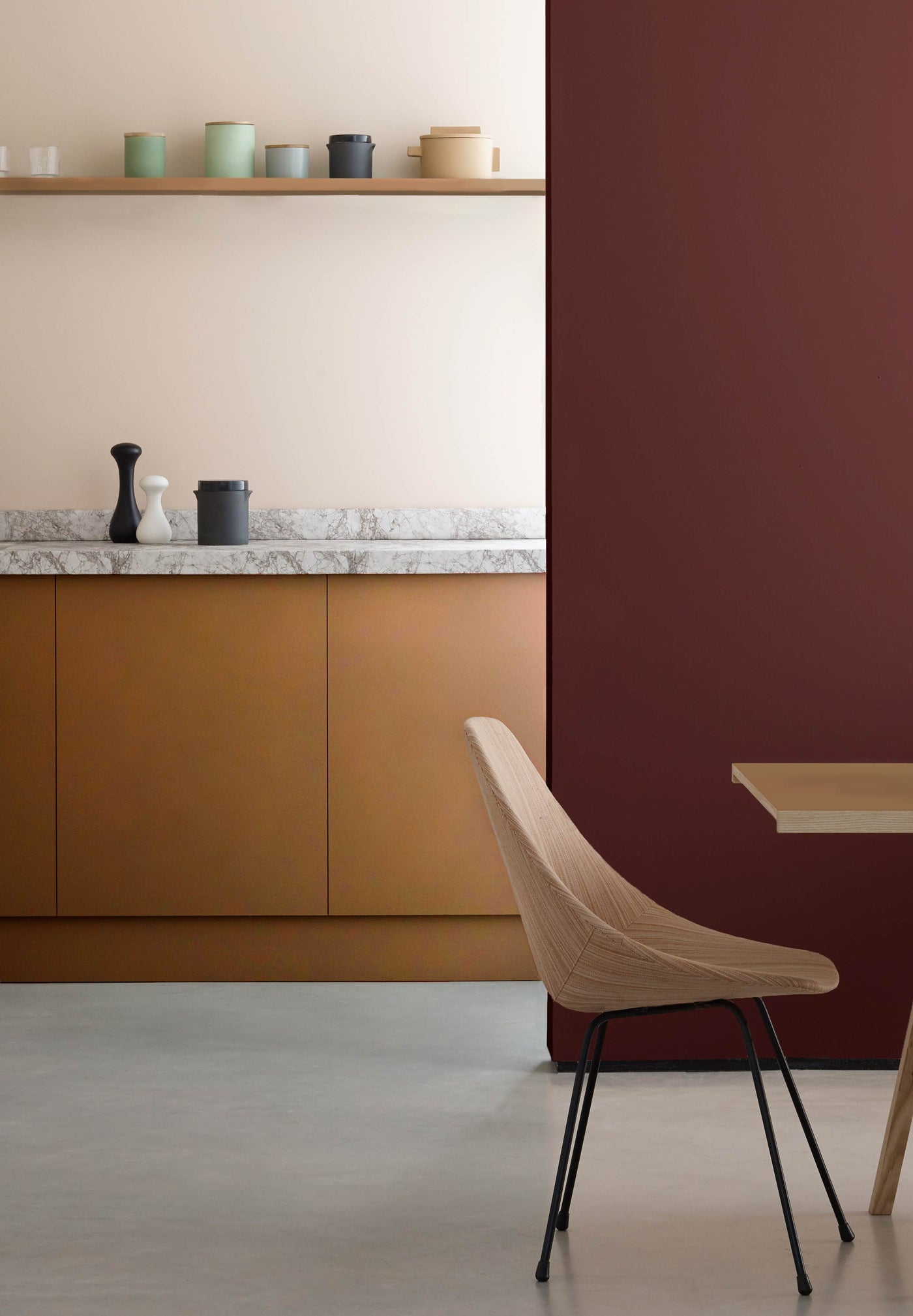 Lady Bug - Lifestyle