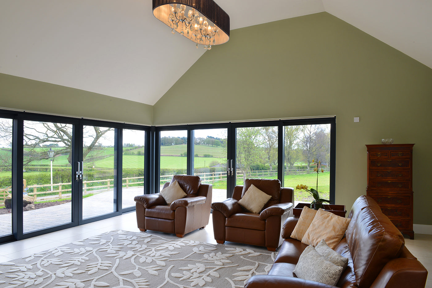 Sunday Stroll - Lifestyle