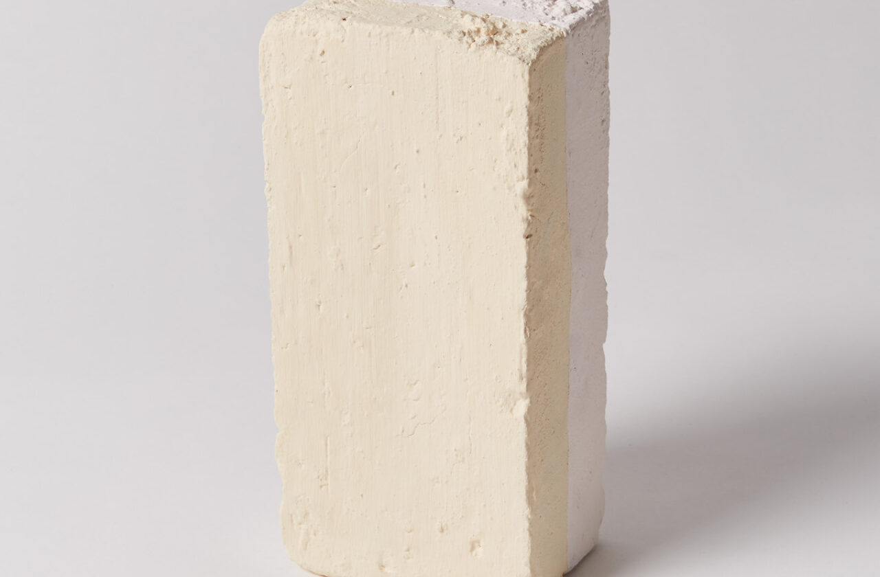 Silicate Colour Primrose side - brick shot