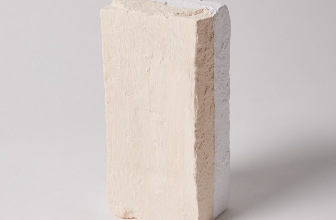 Silicate Colour Soft Peach side - brick shot