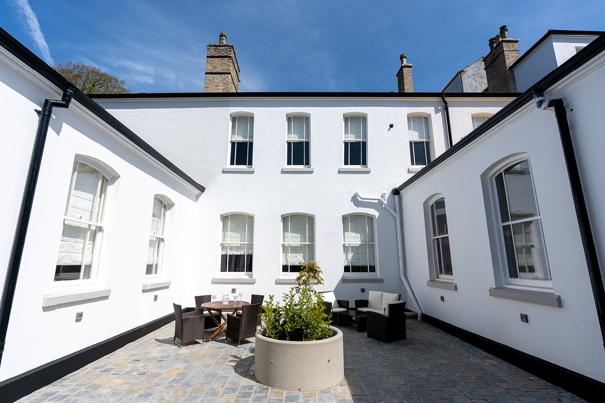 Moreton House used Earthborn's breathable Ecopro Silicate Masonry System for its Victorian Wing
