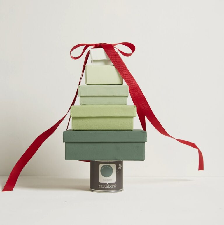 Earthborn Christmas Tree. Christmas paint projects.