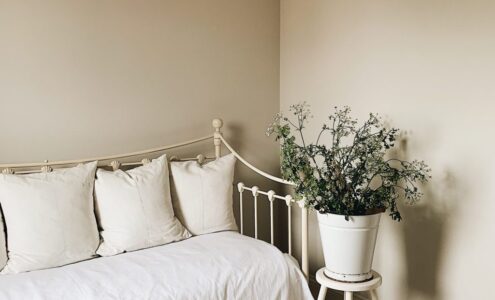 Bedroom - Tom's Bakery