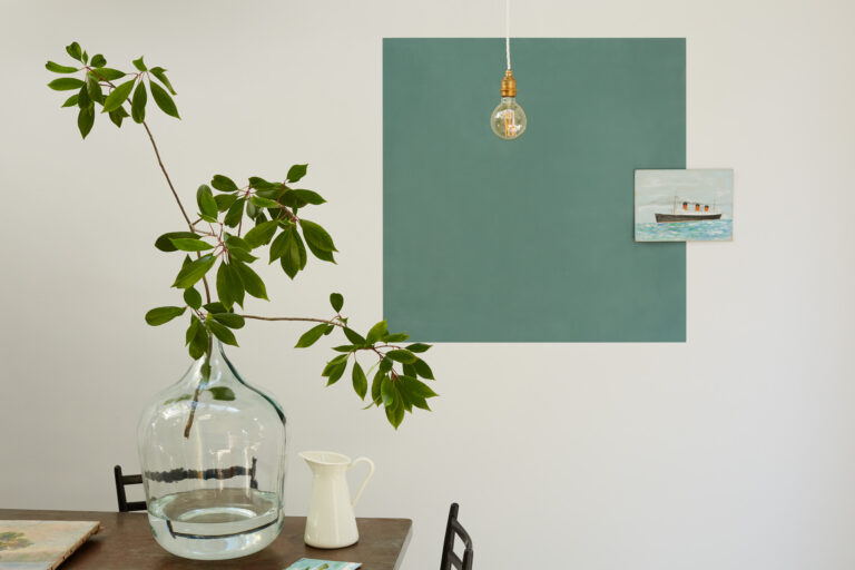 Dining room colour block - Tick Tock