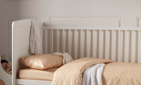 Kids bedroom painted in White Clay